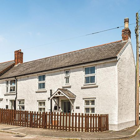 Chuckle Cottage Braunton Exterior photo